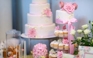 Wedding Cake Etiquette