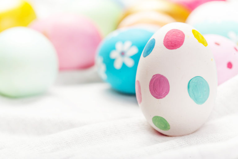5 Tips for Hosting the Perfect Easter Egg Hunt