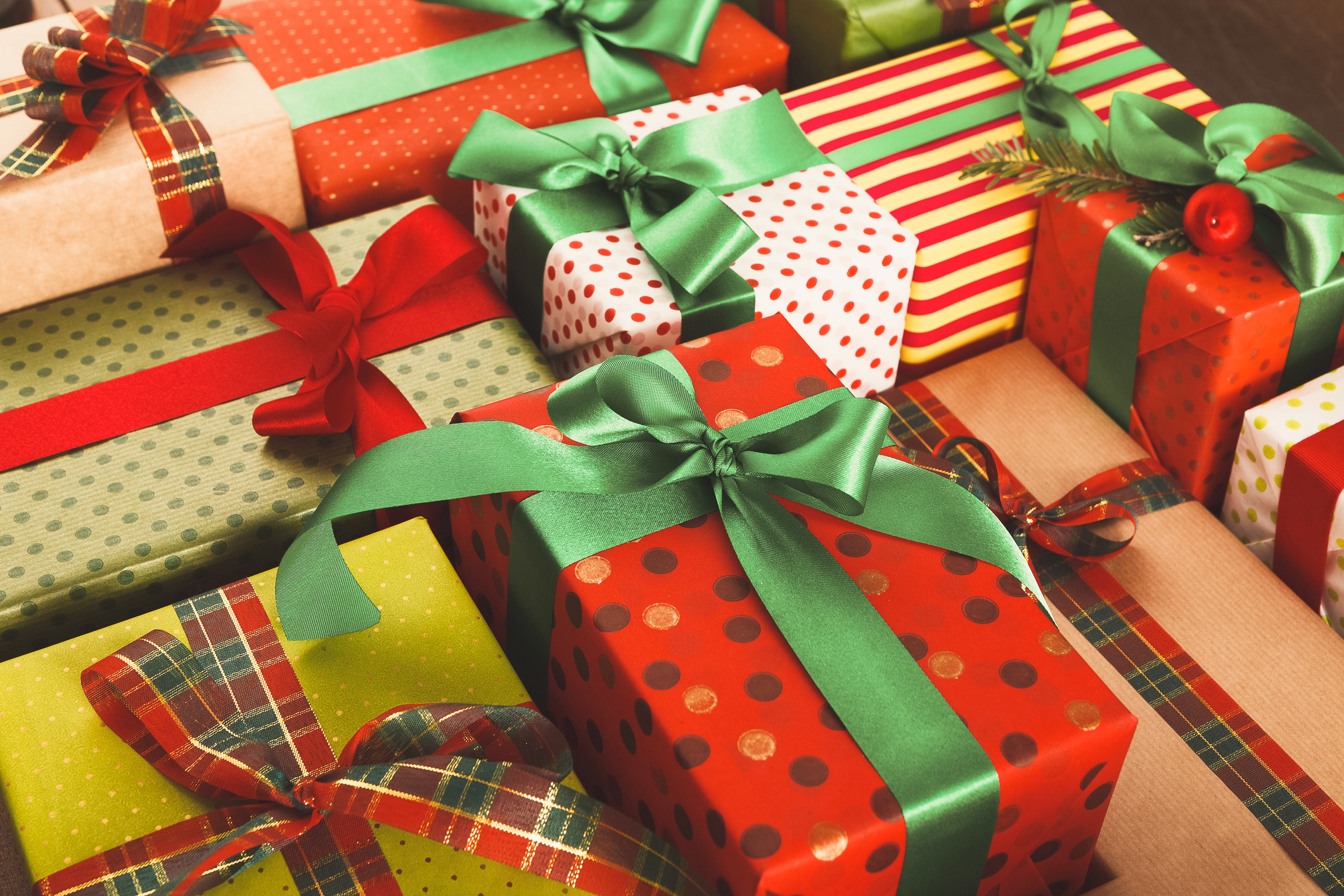 How to Cut Back on Holiday Gift Giving