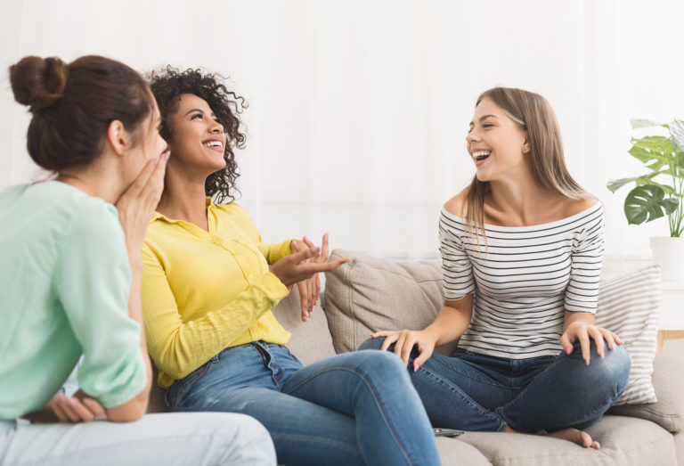 Roommate Etiquette | Friends Laughing