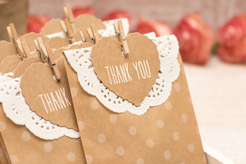 7 Ways to Welcome Your Wedding Guests