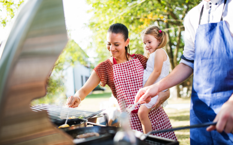 Backyard Barbeque Etiquette