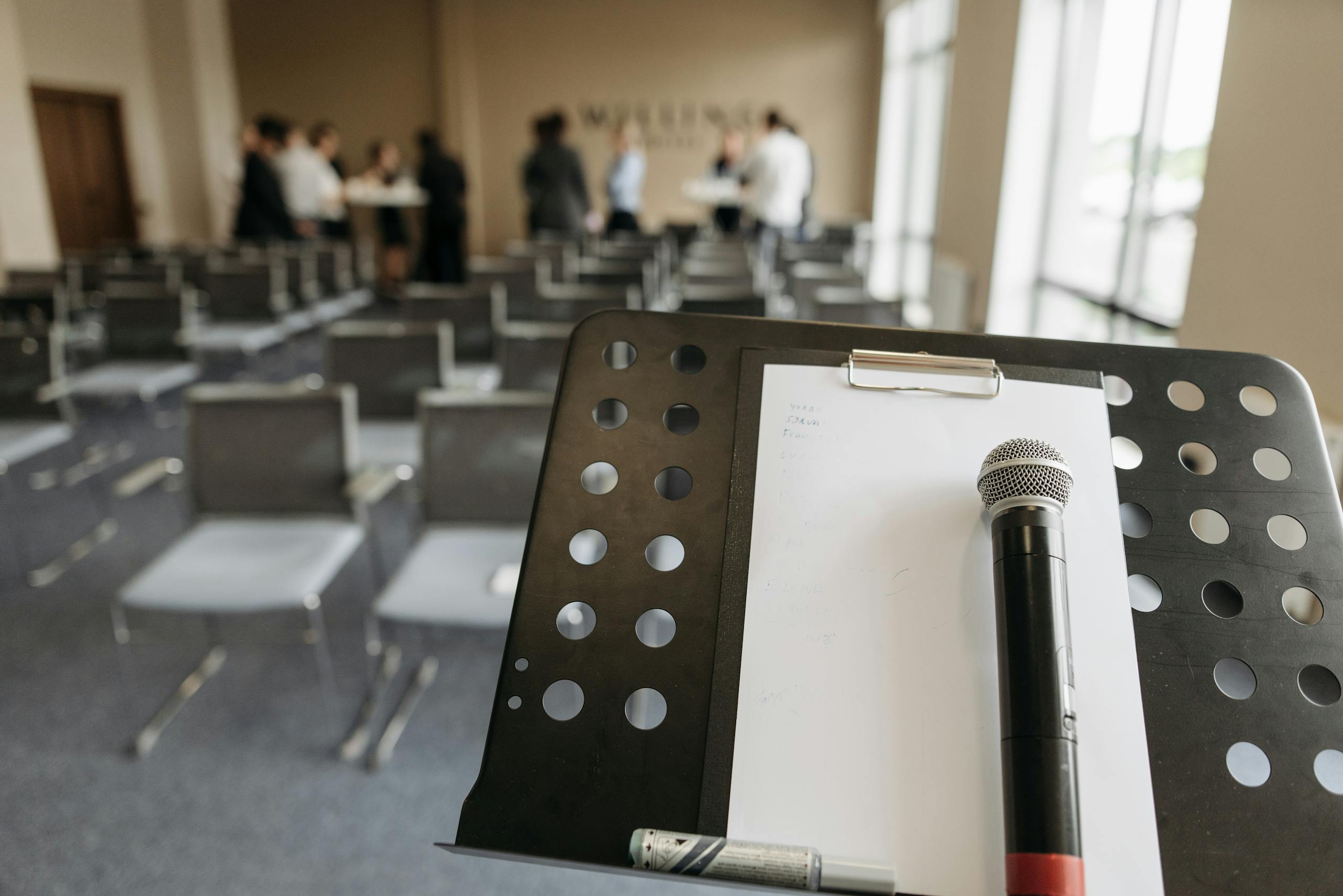 Business Etiquette: Nine Powerful Presentation Tips